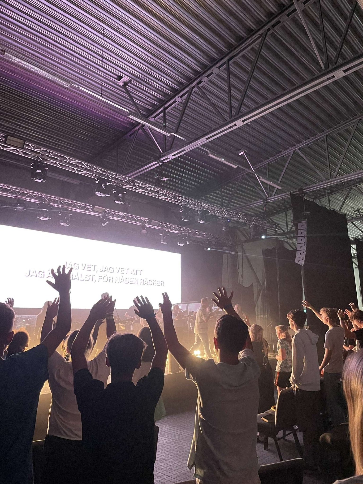 Lovsång och tillbedjan